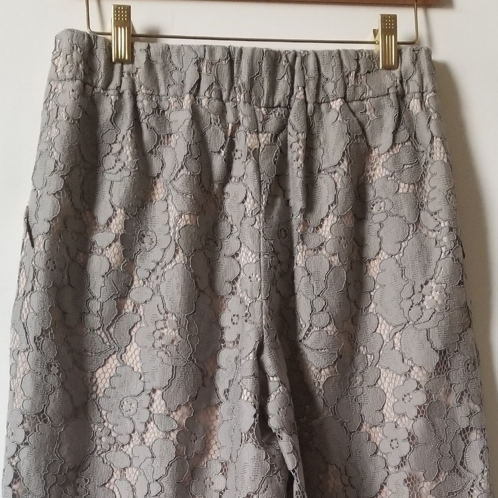 ANTHROPOLOGIE Feather Bone Lace Wide Leg Pants XS. - Picture 6 of 8